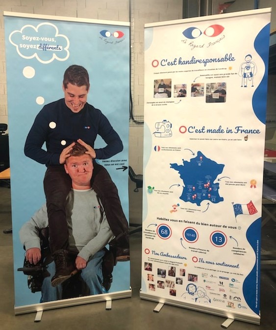 Roll-up / kakemono de Regard français, fabriqué par le service reprographie de l'EA Papyrus